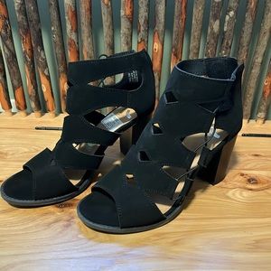 Report Black Sexy Heels Size 9